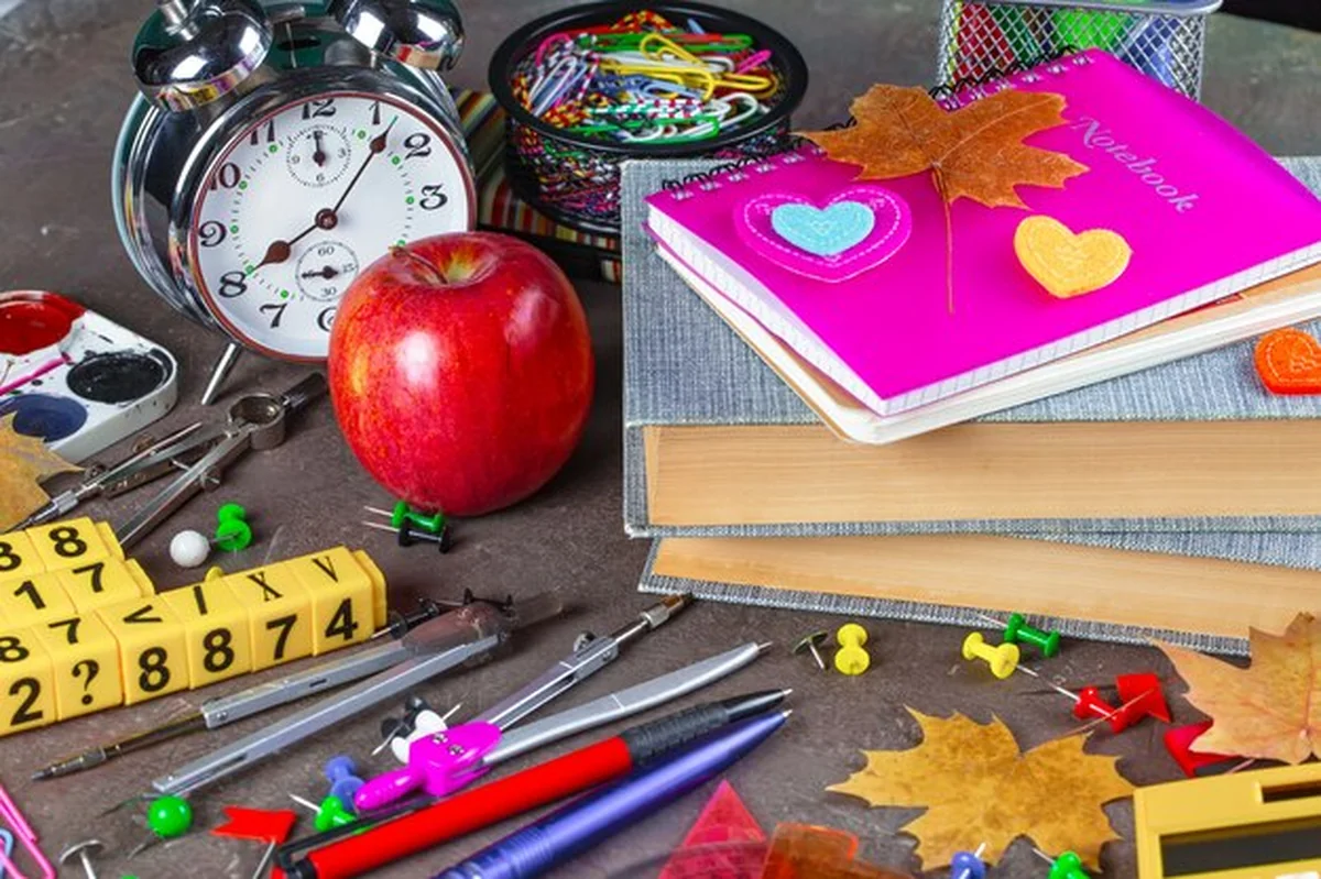 Powrót do przyborów szkolnych i akcesoriów